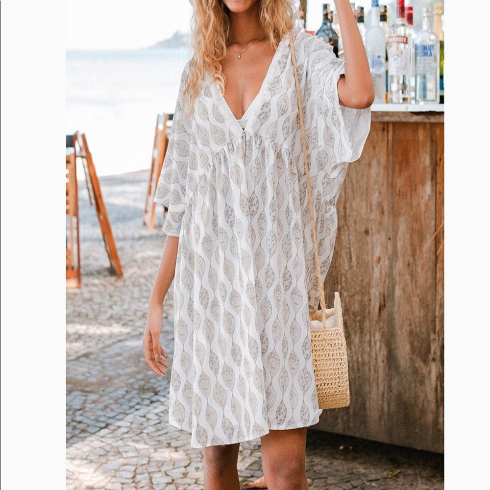 Geometric Print, Plunge Coverup NWT